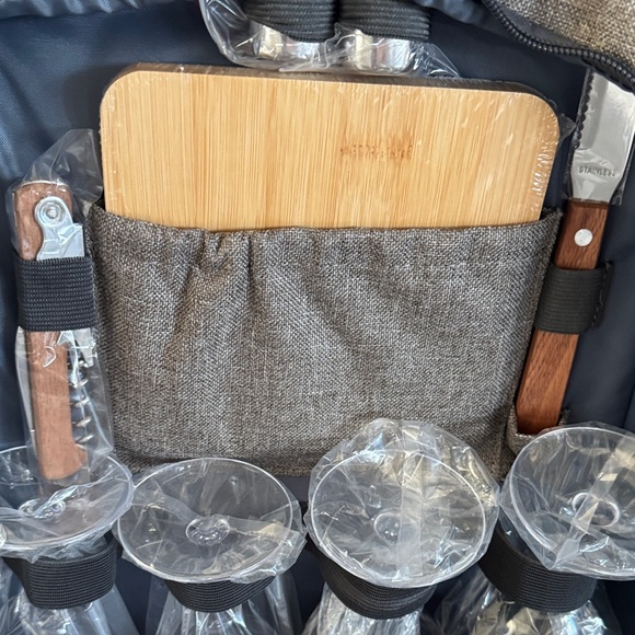 Picnic Backpack - Picture 5 of 12